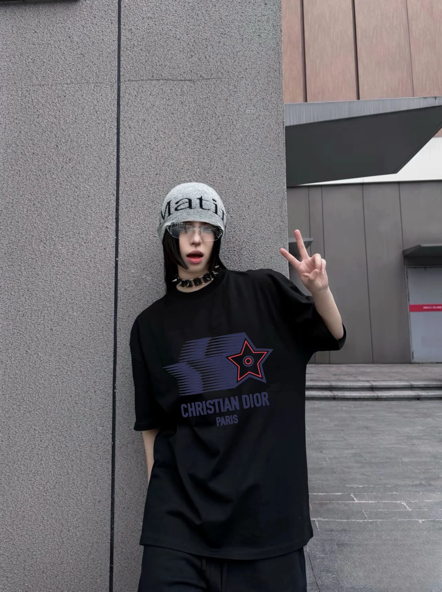 디올 오각별 무늬 여성 반팔 티셔츠 상세 이미지 2