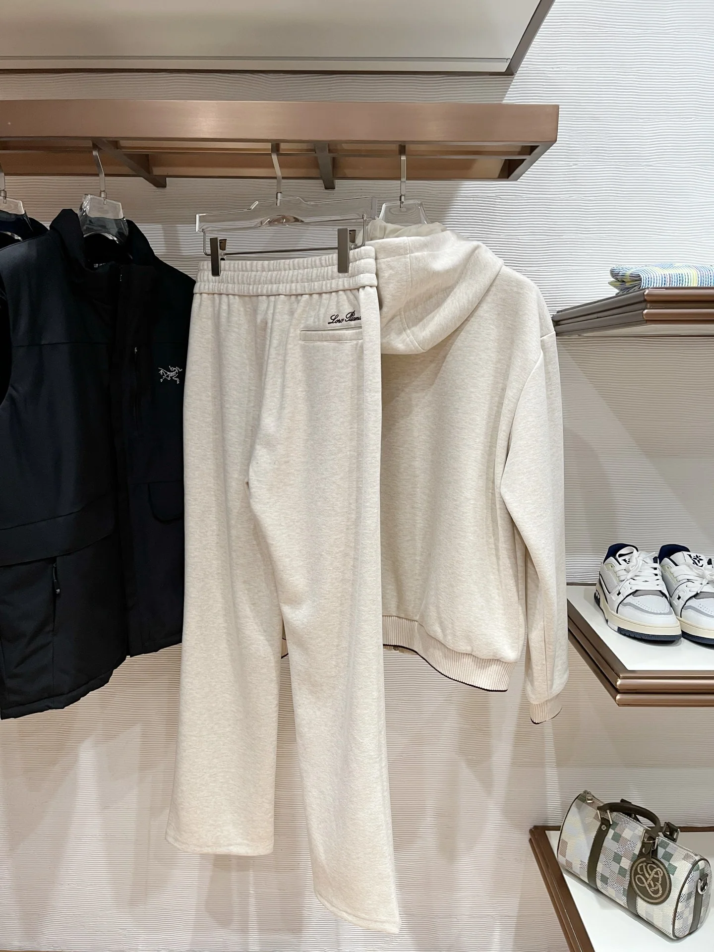 로로피아나 남성 세트 64501 Loro Piana 상세 이미지 2