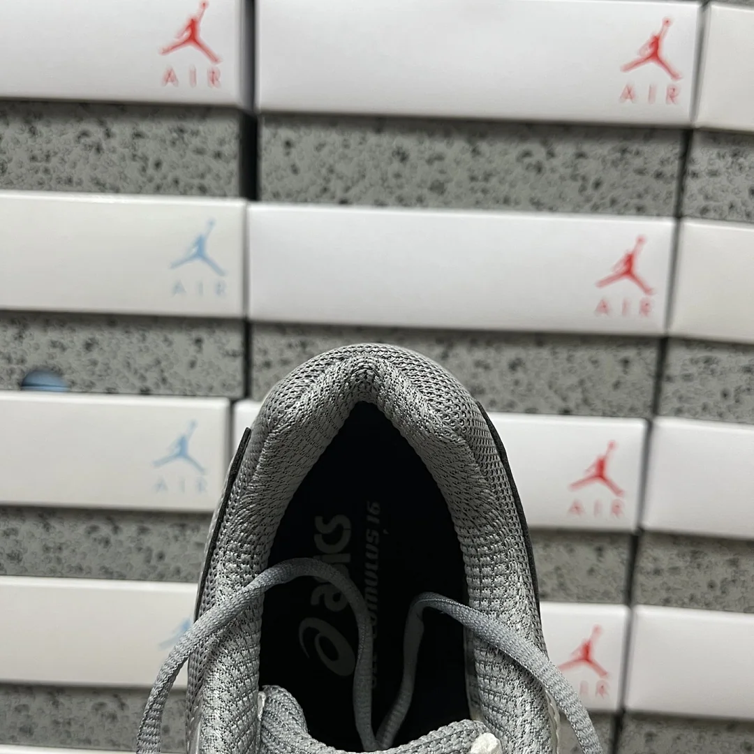 아식스 [TOP] 젤 큐뮬러스 16 1203A733-101 200299 Asics Gel-Cumulus 16 Cream Clay Grey 상세 이미지 5