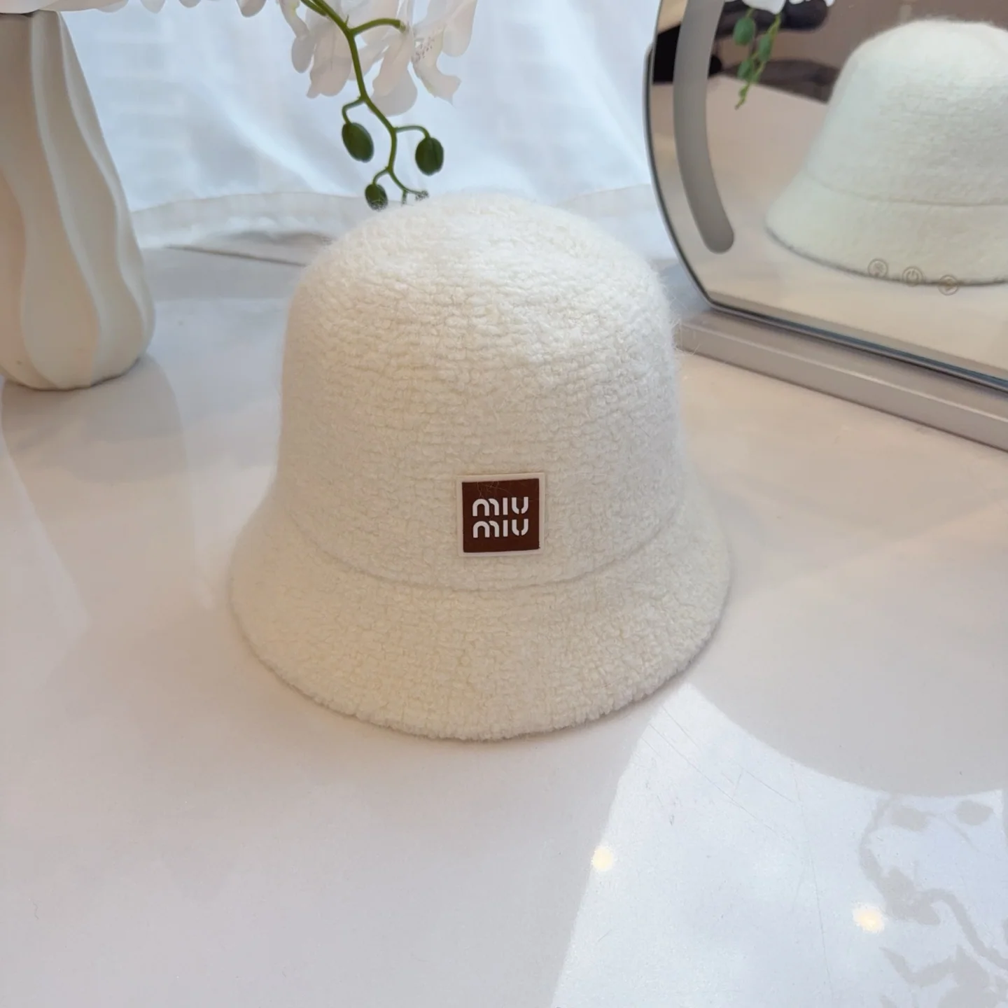 미우미우 모자 81329 Miu Miu Cap 상세 이미지 2