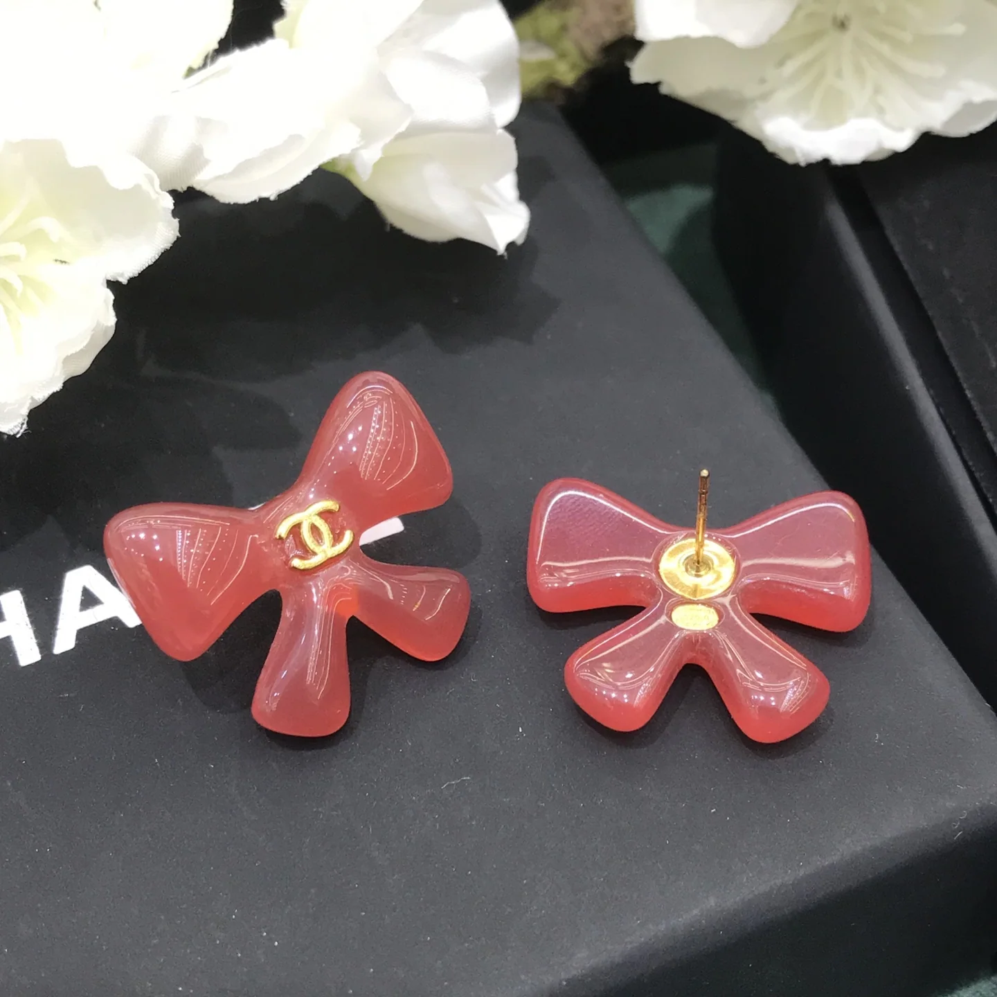 샤넬 레드 리본 더블 C 귀걸이 상세 이미지 5
