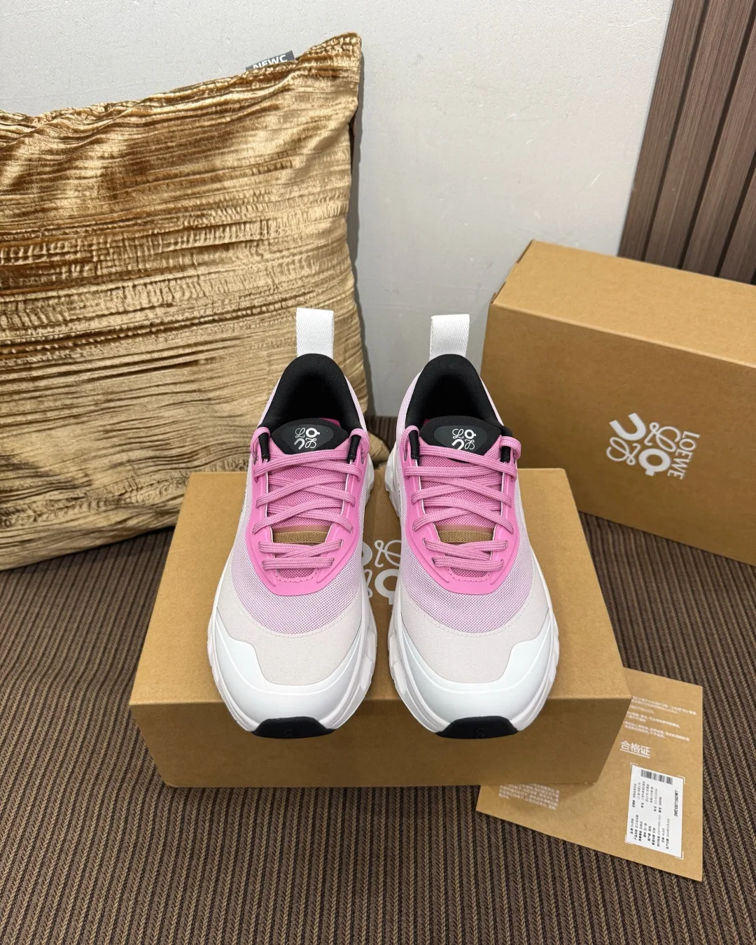 로에베 스니커즈 메시 187653