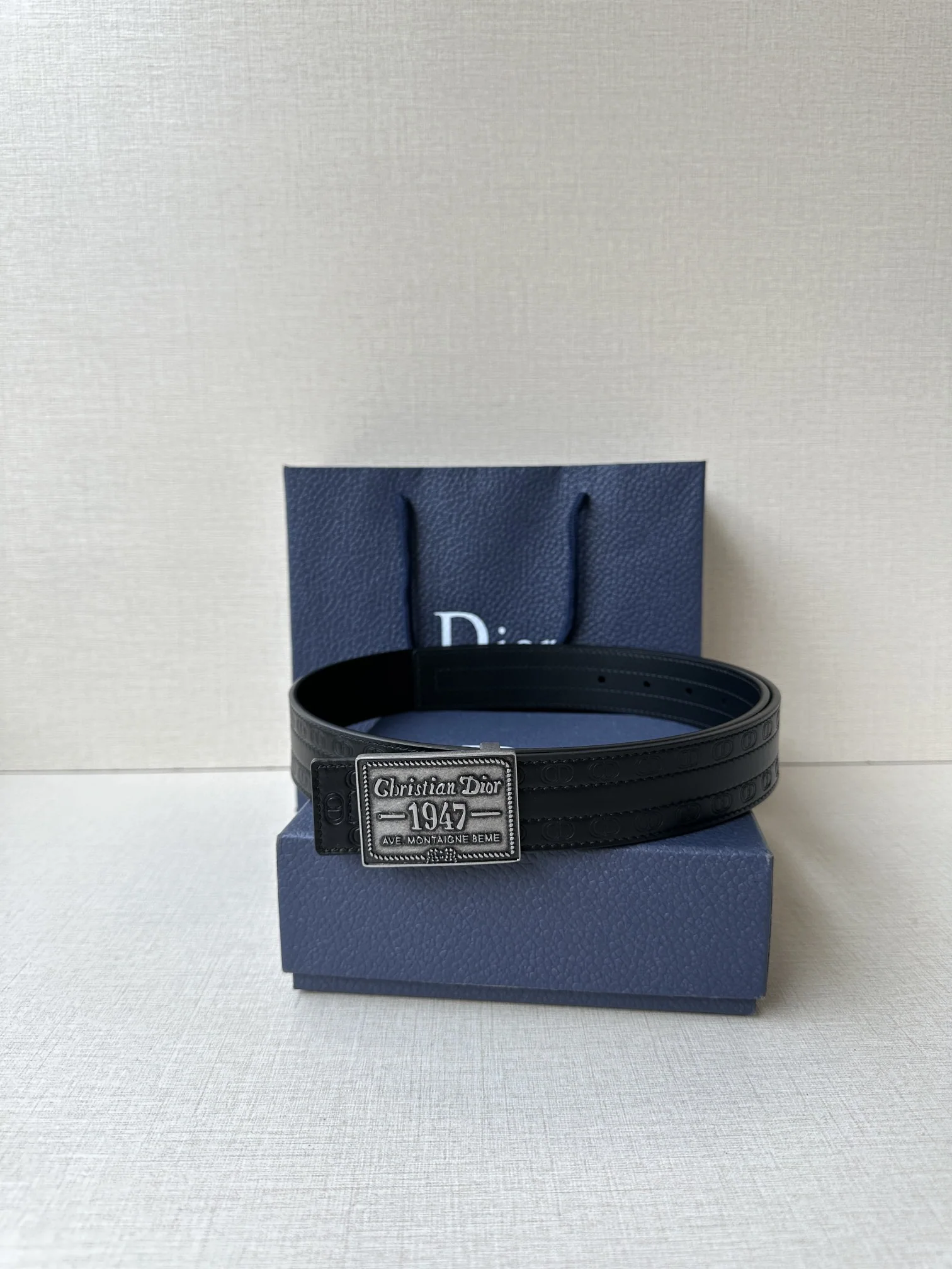 디올 리버시블 엠보싱 CD 로고 벨트 상세 이미지 5