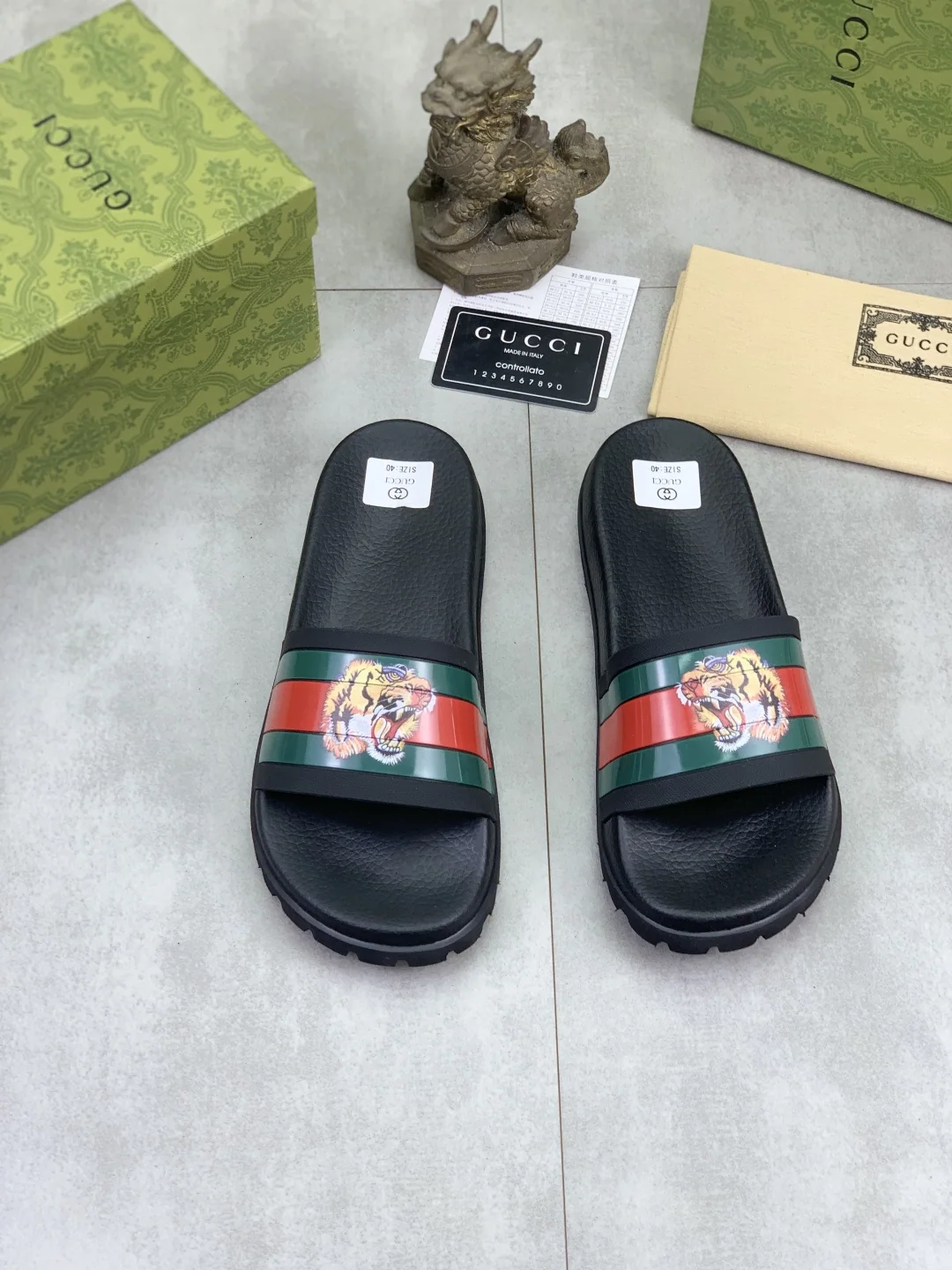 구찌 뱀띠캐주얼 슬리퍼 상세 이미지 2