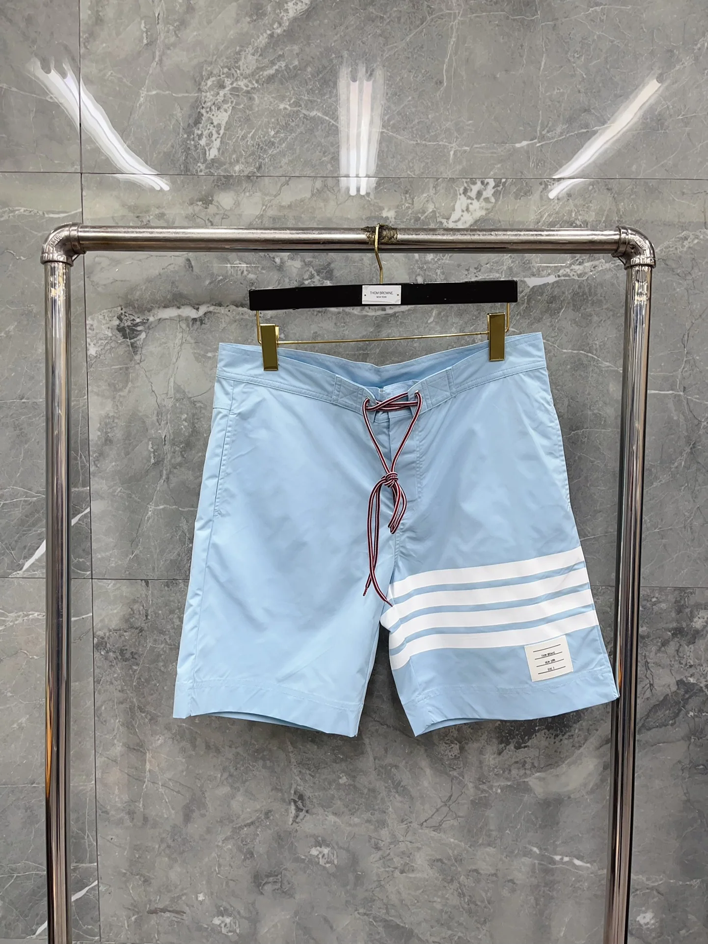 톰브라운 양면 웨빙 비치 쇼츠 40447 Thom Browne Shorts 상세 이미지 1