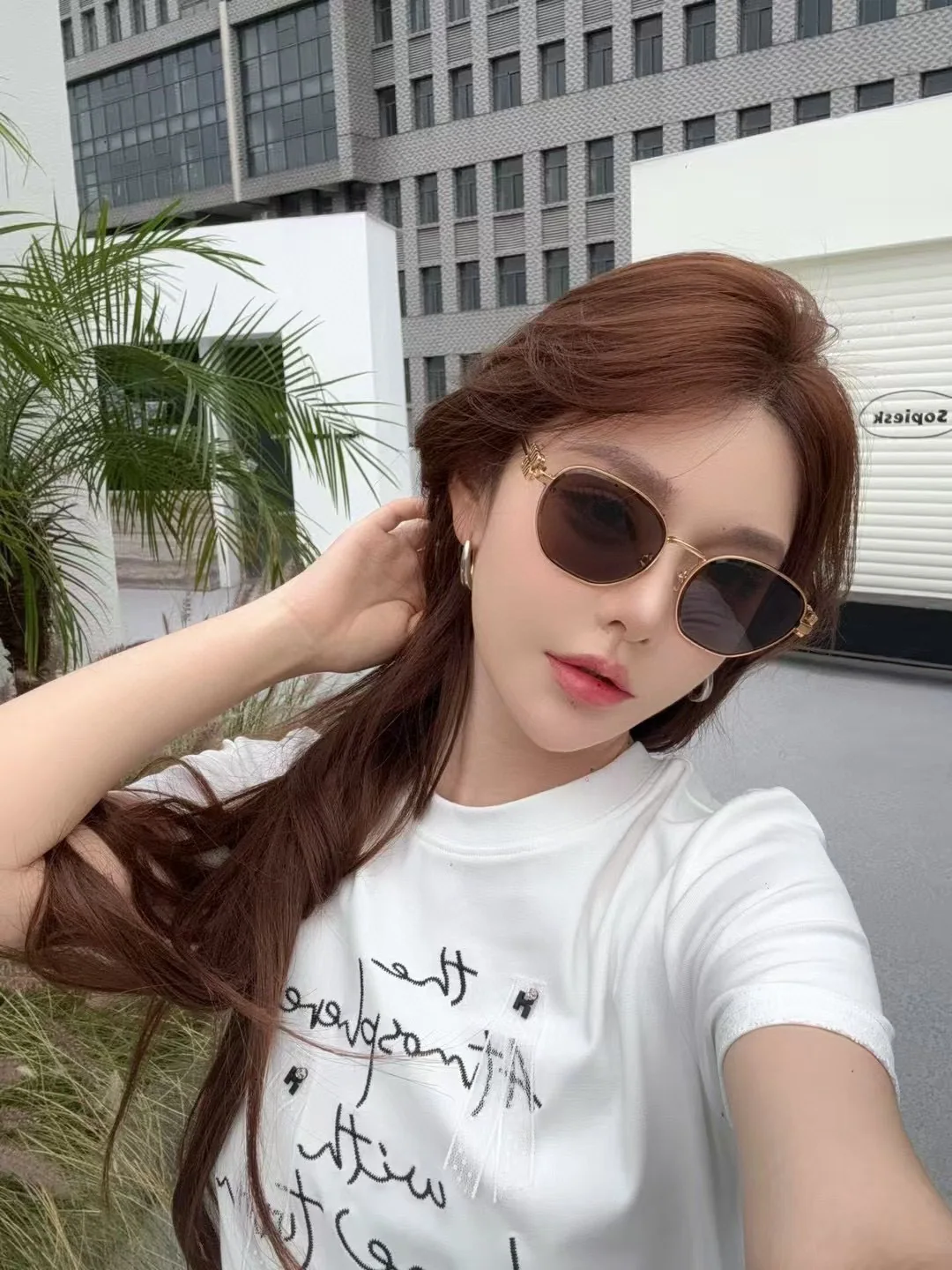미우미우 MU 56 ZS 선글라스 상세 이미지 5