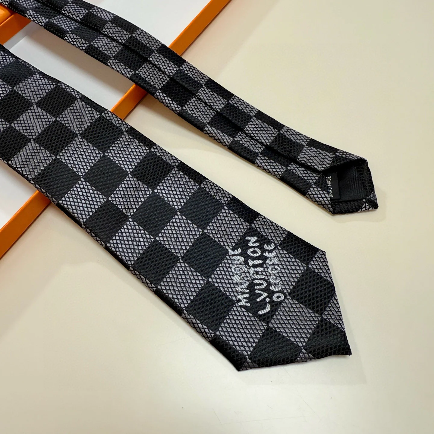 루이비통 넥타이 90083 Louis Vuitton Accessories 상세 이미지 6