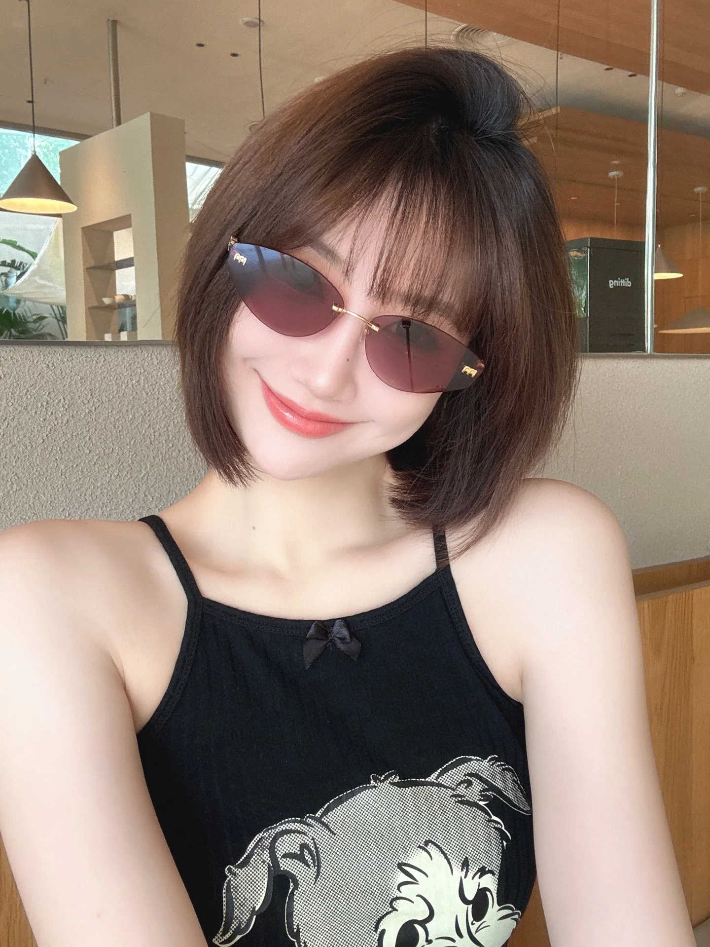 미우미우 VMU 75 ZS 선글라스 상세 이미지 4