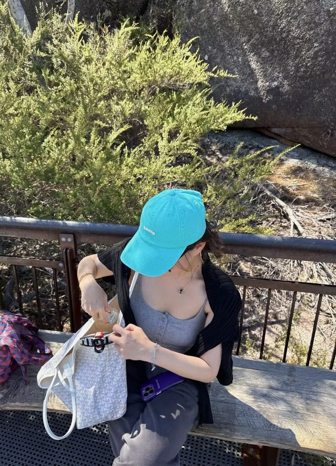 발렌시아가 모자 81617 Balenciaga Cap 상세 이미지 2