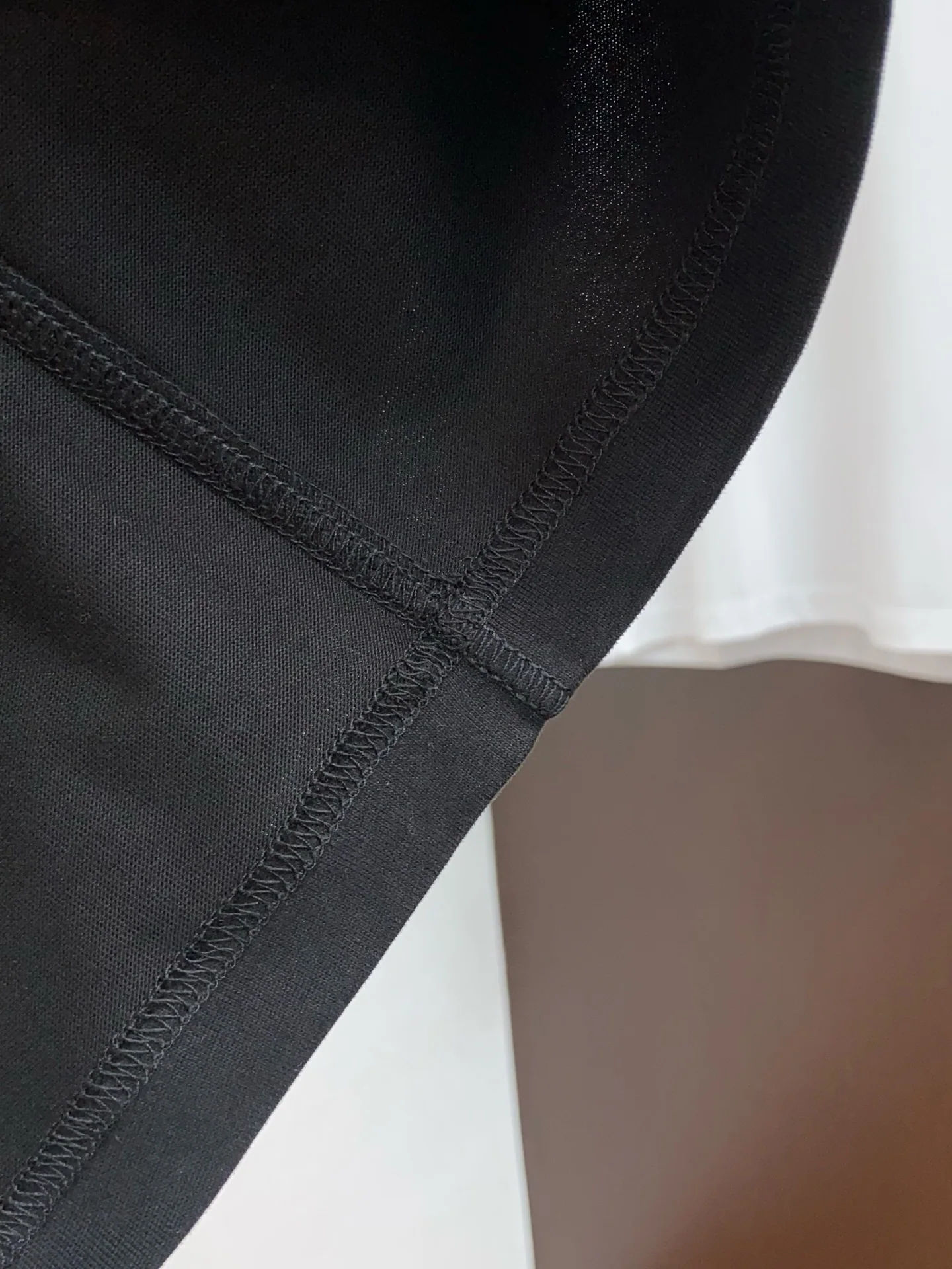 스톤아일랜드 장섬유 면 소재 반팔 셔츠 P240 상세 이미지 6
