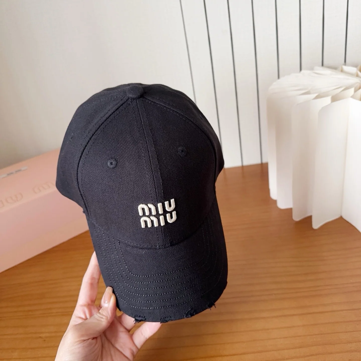 미우미우 모자 80858 Miu Miu Cap 상세 이미지 5