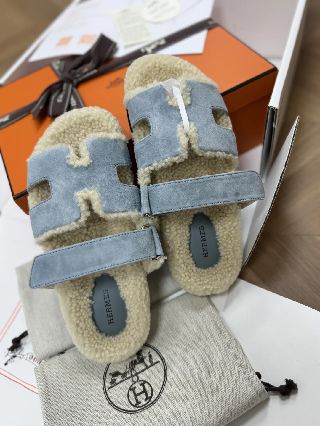 에르메스 시어스킨 퍼 부티 신발 상세 이미지 4