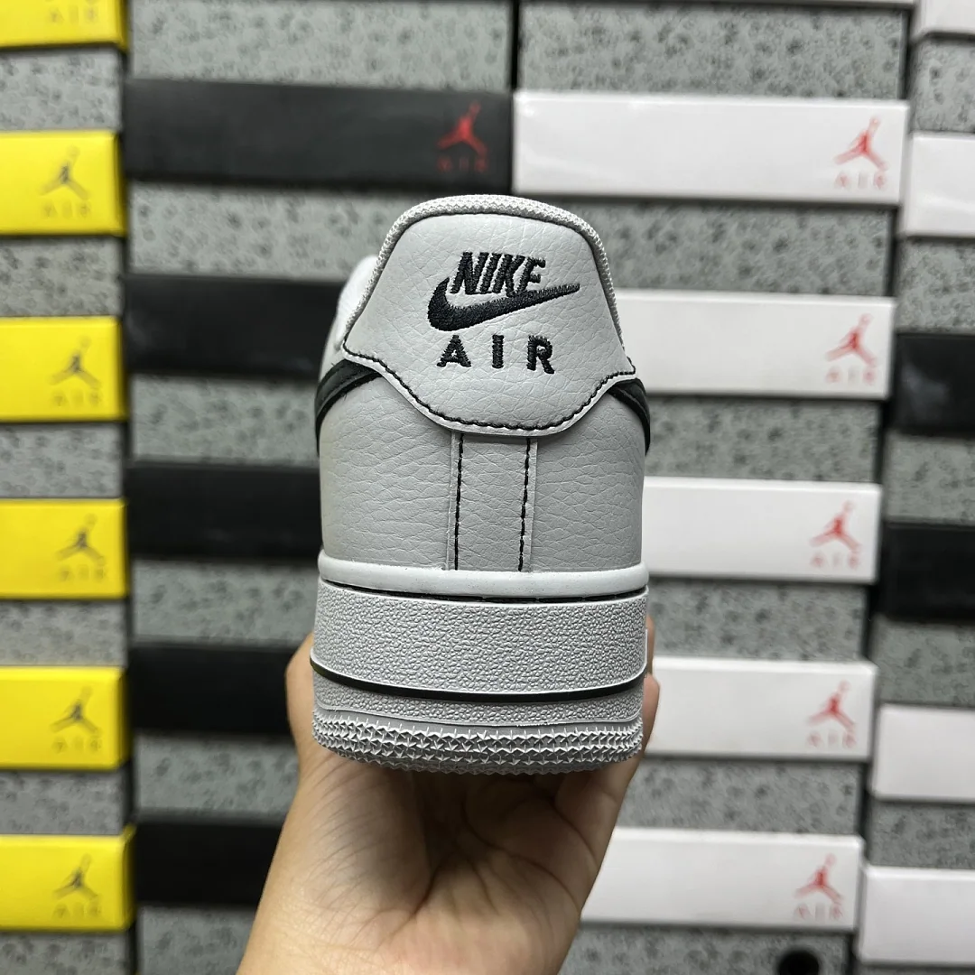 나이키 [XY/PB] 에어 포스 1 로우 H02037 201733 Nike Air Force 1 Low '07 LV8 Wolf Grey 상세 이미지 9