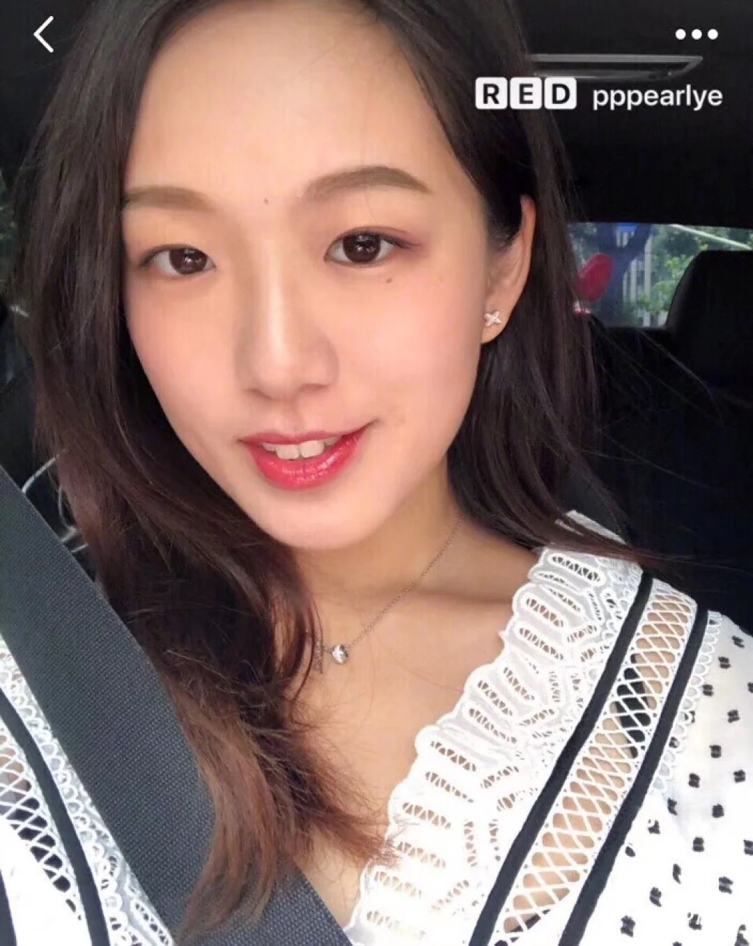 쇼메 X자형 스털링 실버 귀걸이 상세 이미지 2
