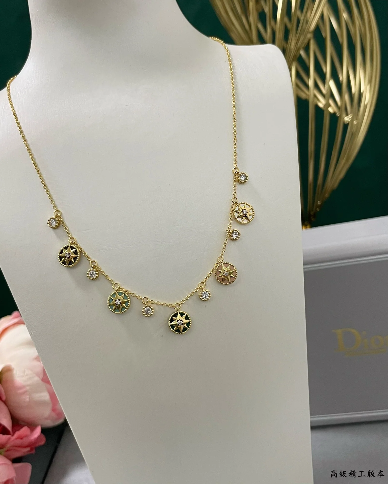 디올 로즈 드 방 컴퍼스 양면 목걸이 상세 이미지 3