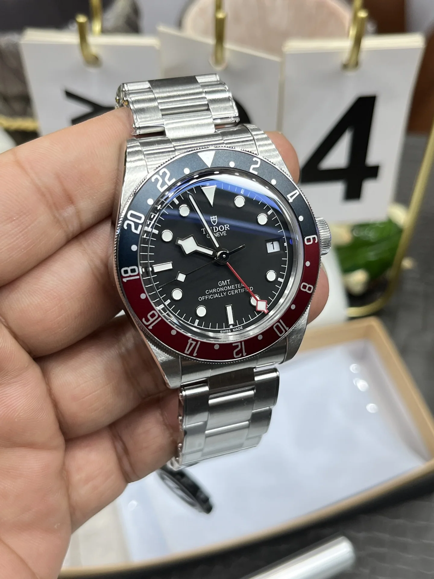 튜더 블랙베이 GMT 레드 블루 베젤 ZF 공장 2836 오토매틱 남성 시계 레플리카 45587 Tudor 상세 이미지 4