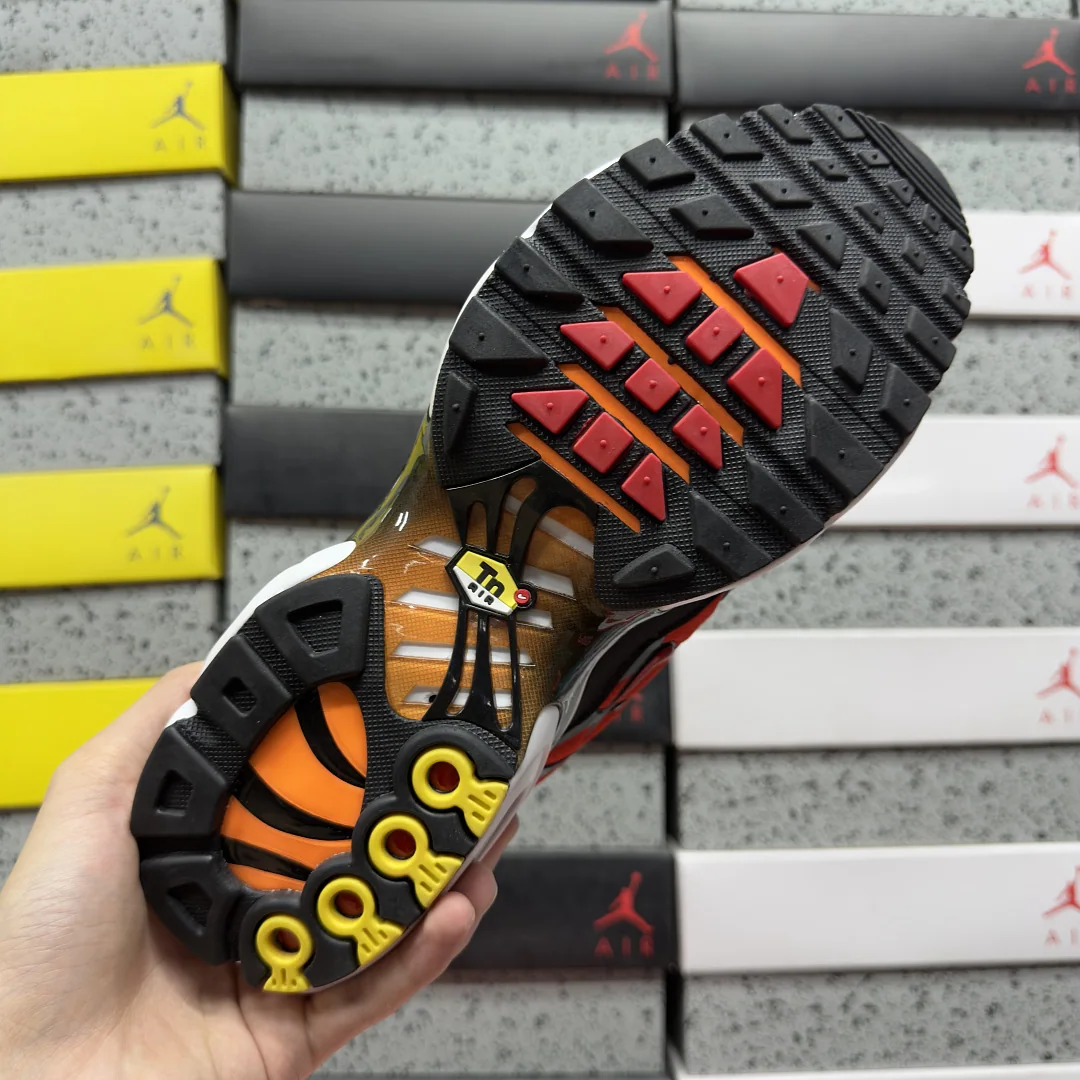 나이키 [BD] 에어 맥스 플러스 HF0552-001 201864 Nike Air Max Plus Sunset 상세 이미지 9