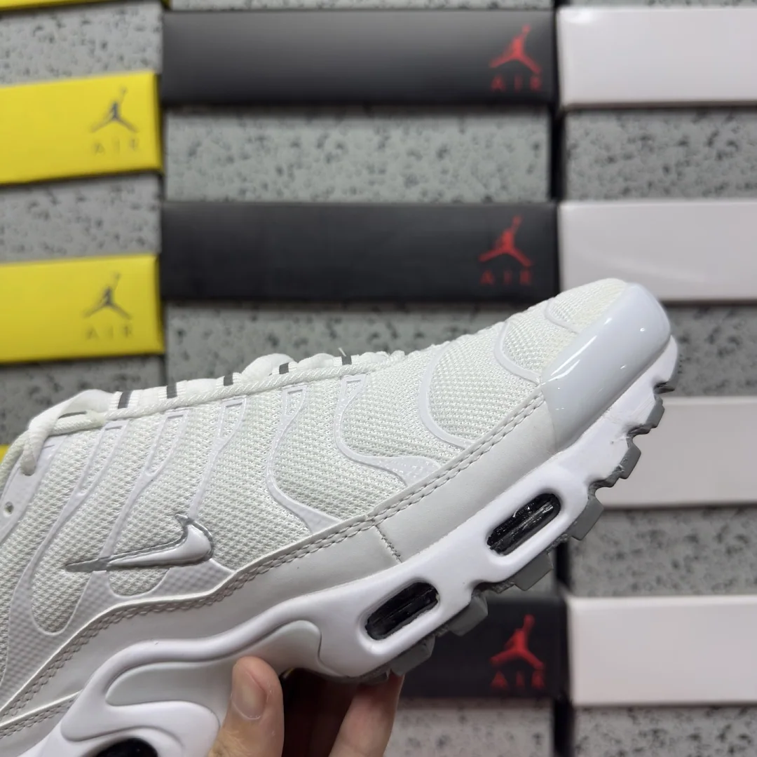 나이키 [BD] 에어 맥스 플러스 604133-139 201898 Nike Air Max Plus White 상세 이미지 5