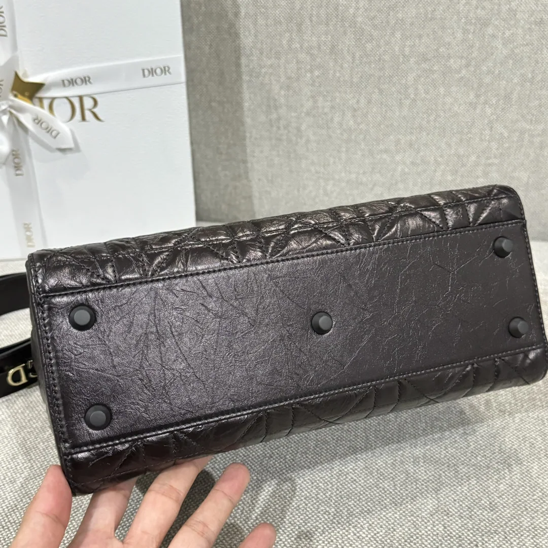 디올 플리츠 블랙 미디엄 가방 상세 이미지 8