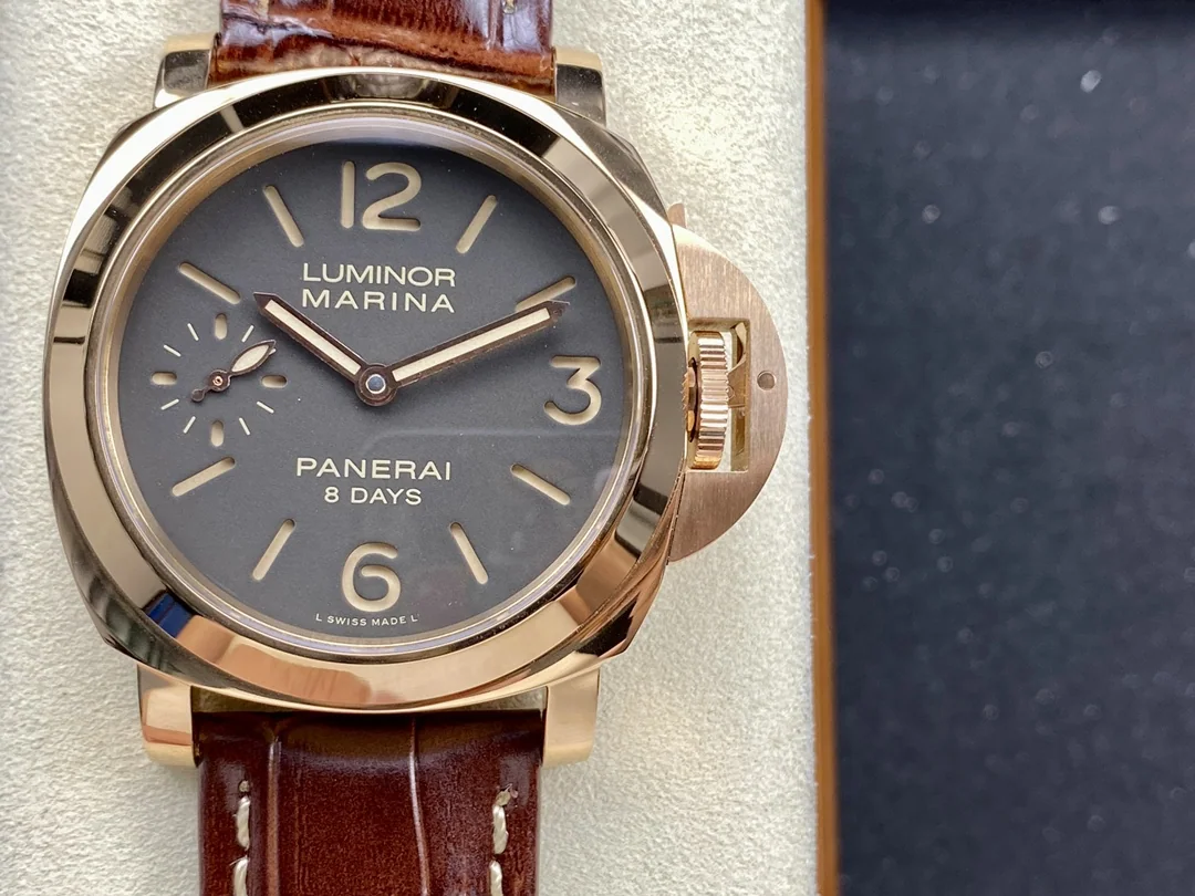 파네라이 PAM511 로즈골드 수동 시계 상세 이미지 1