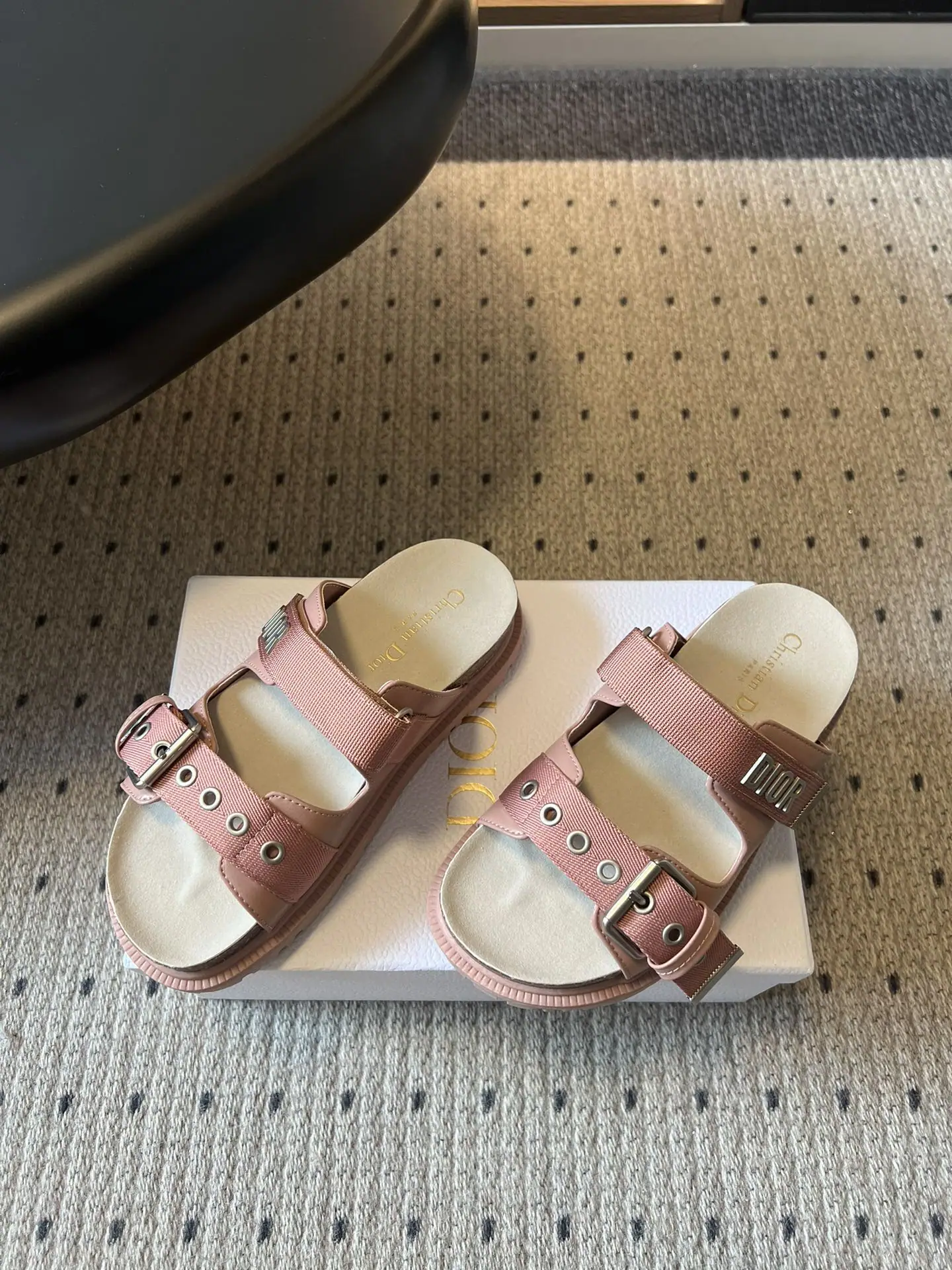 디올 더블 버클 샌들 상세 이미지 2