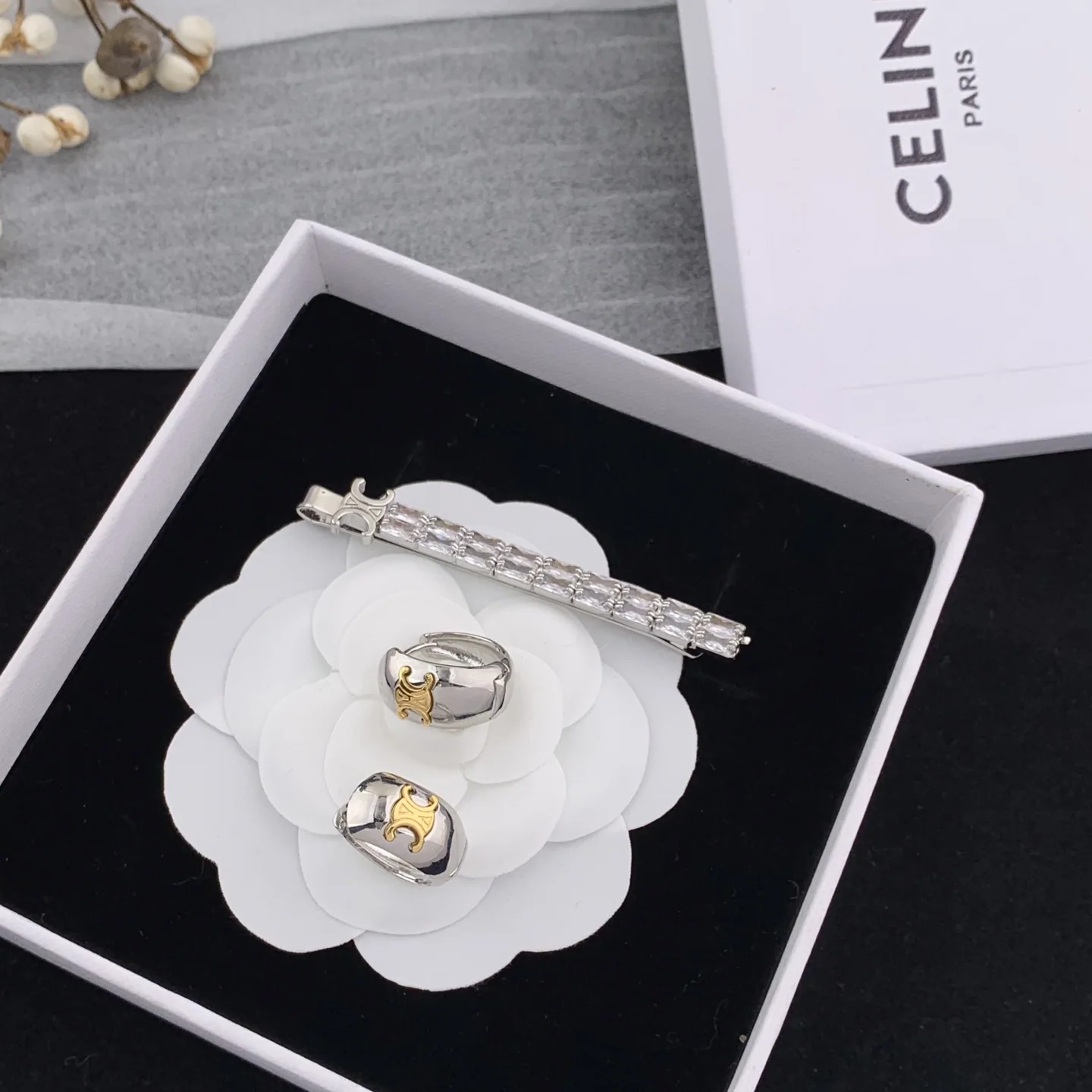셀린느 귀걸이 69422 Celine Earrings