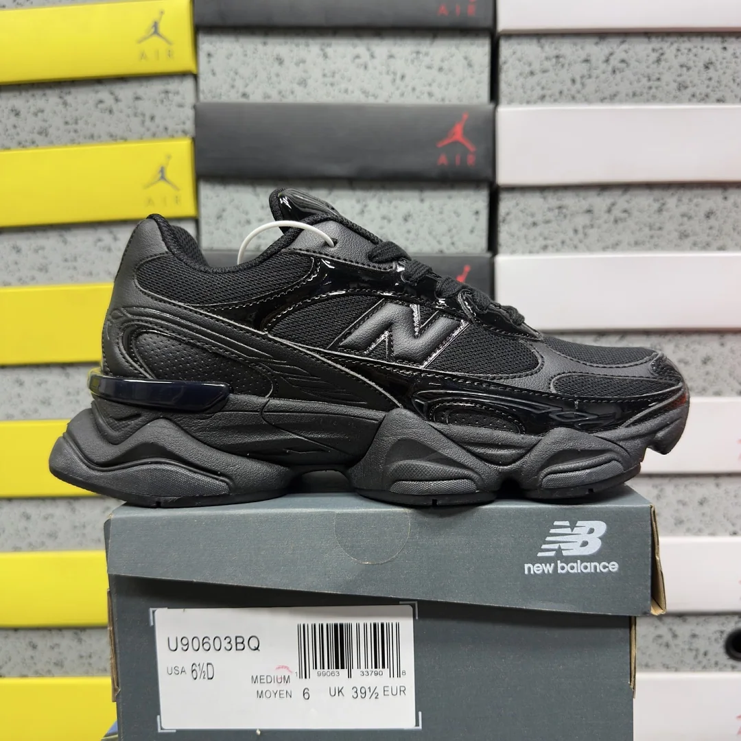 뉴발란스 [C] 9060 9060R U90603BQ 202258 New Balance 9060 9060R Black