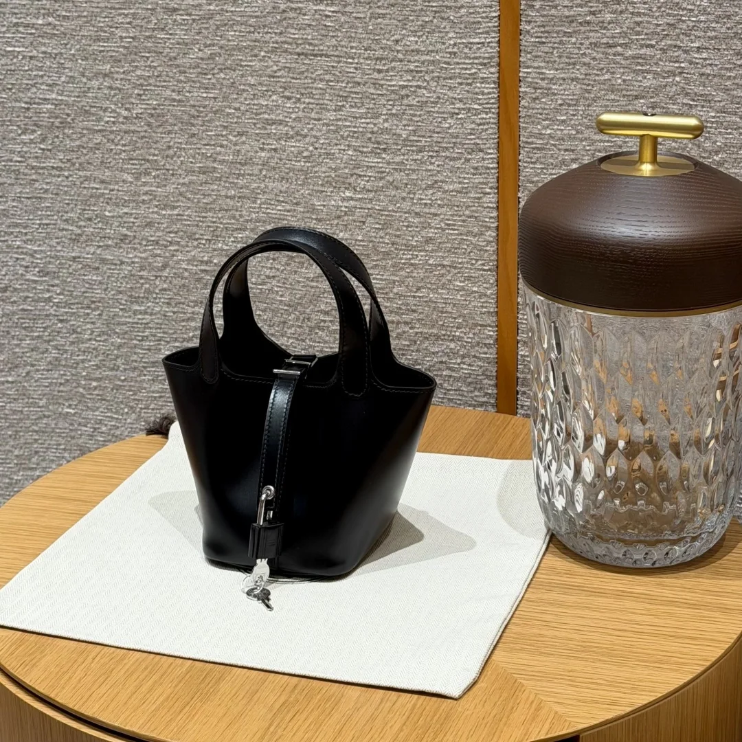 에르메스 피코탄 락 박스 가죽 미니 숄더백 191678