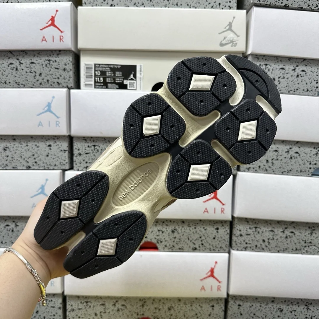 뉴발란스 [C] 9060 202166 New Balance 9060 9060EEH 상세 이미지 5