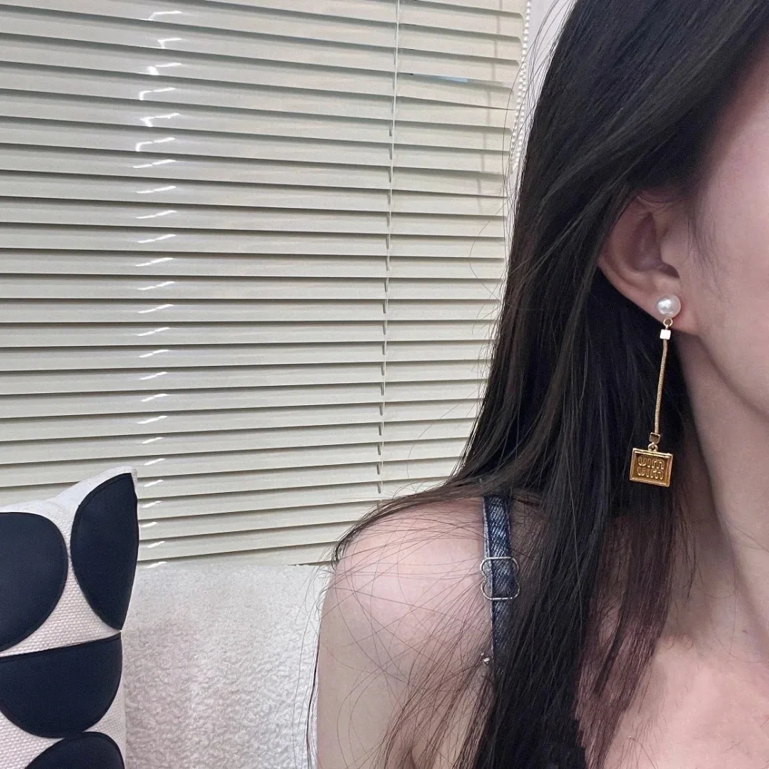 미우미우 귀걸이 61233 Miu Miu Earrings 상세 이미지 2