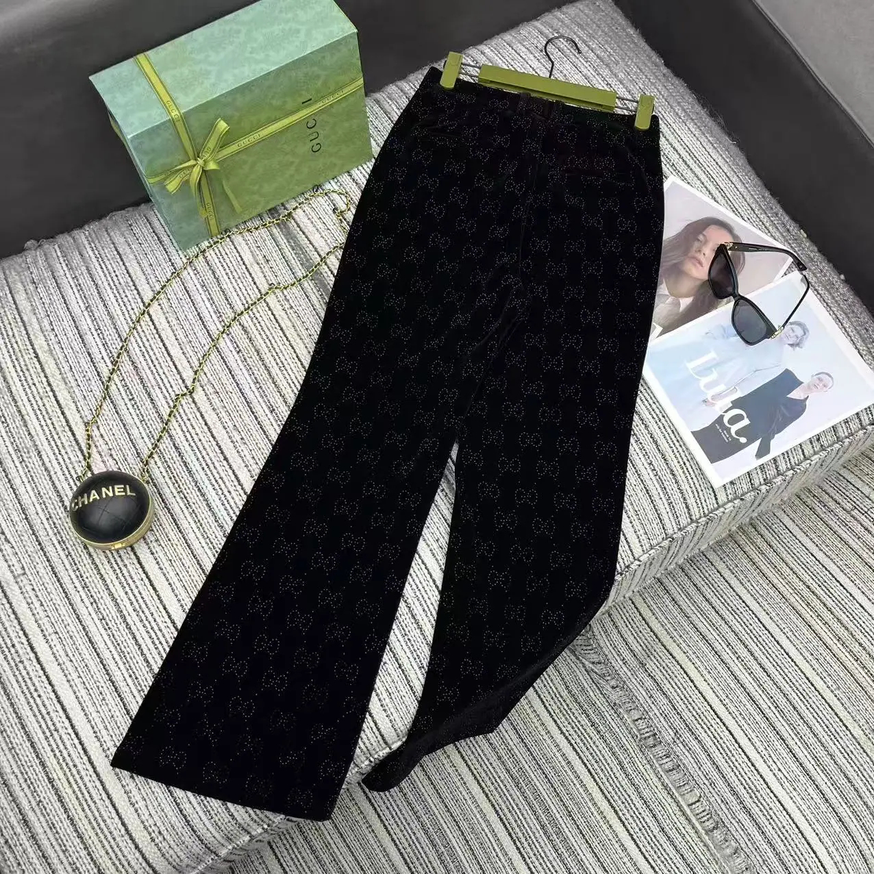 구찌 더블 G 라인스톤 벨벳 재킷 세트 상세 이미지 9