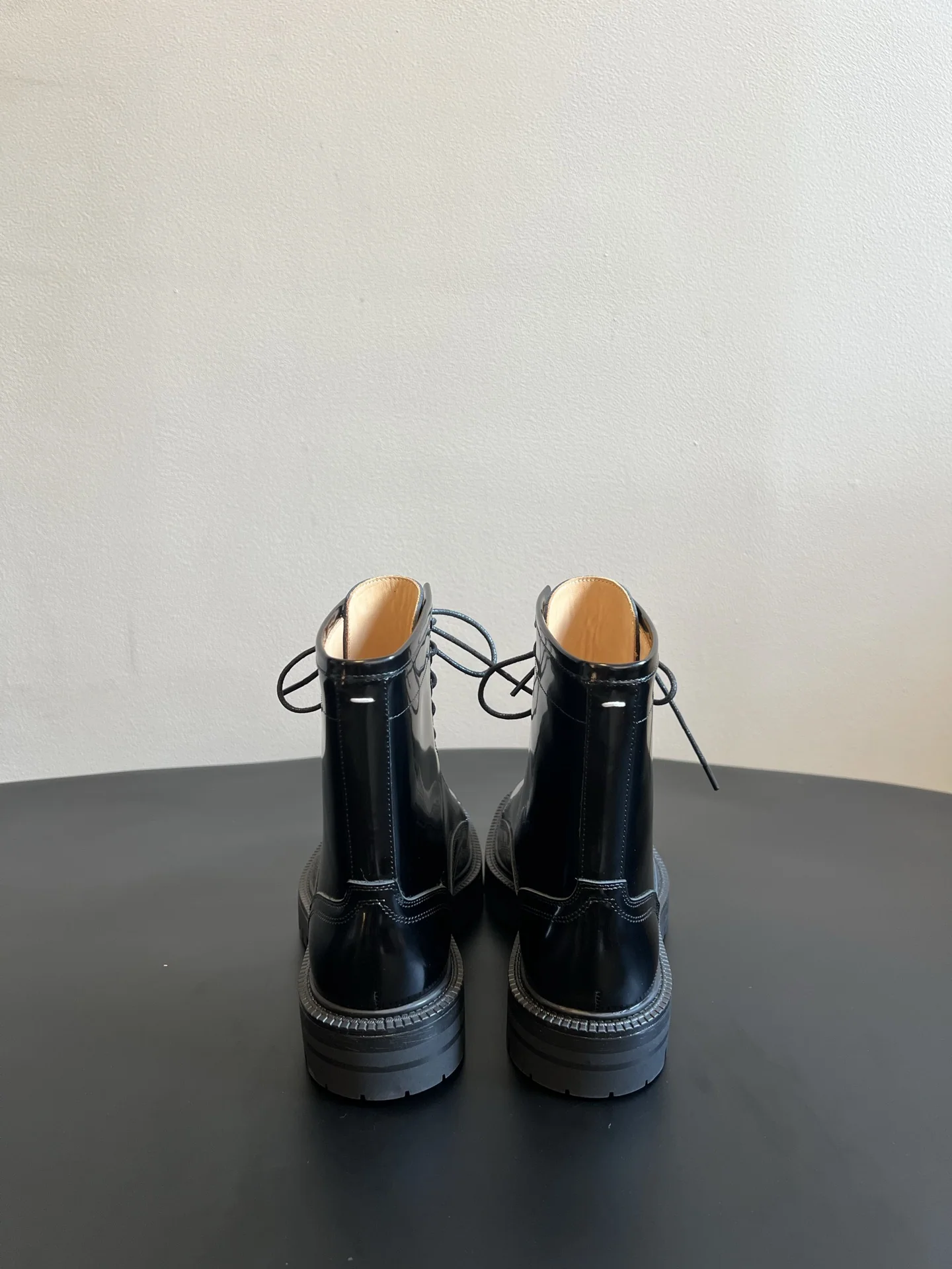 마르지엘라 스플릿 토 플랫폼 마틴 부츠 상세 이미지 3