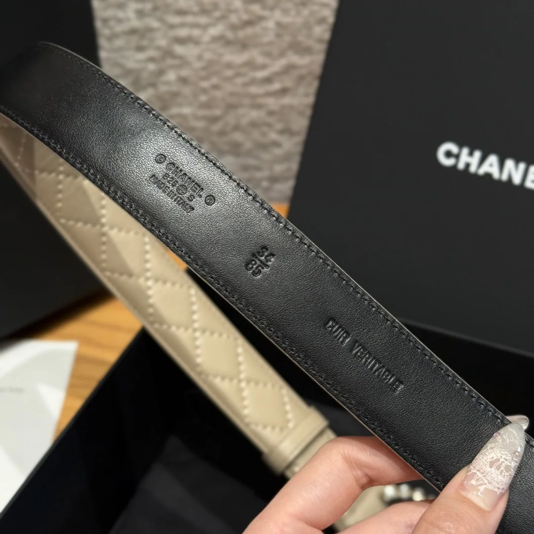 샤넬 더블 C 메탈 로고 램스킨 벨트 상세 이미지 9