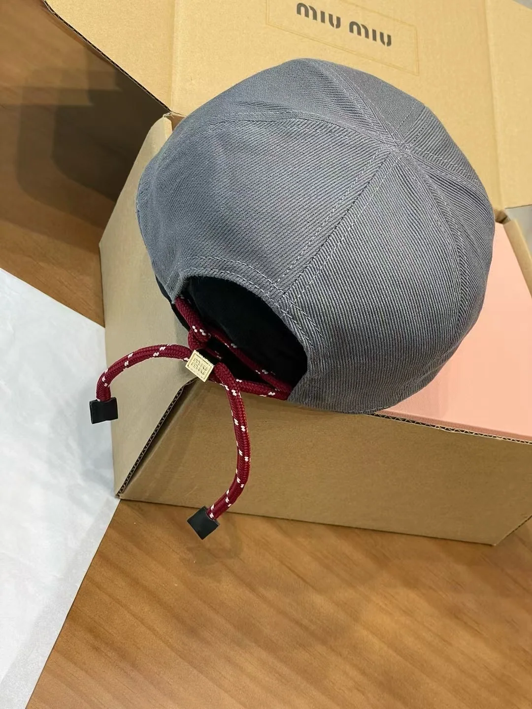 미우미우 드로스트링 베이스볼 모자 상세 이미지 6