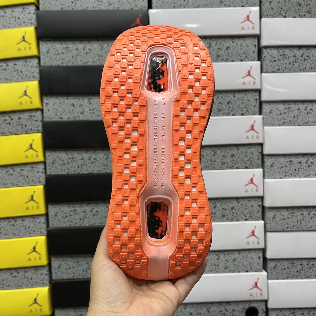 나이키 [5A] 보메로 프리미엄 IQ7166-800 201680 Nike Vomero Premium Melitta Baumeister 상세 이미지 8