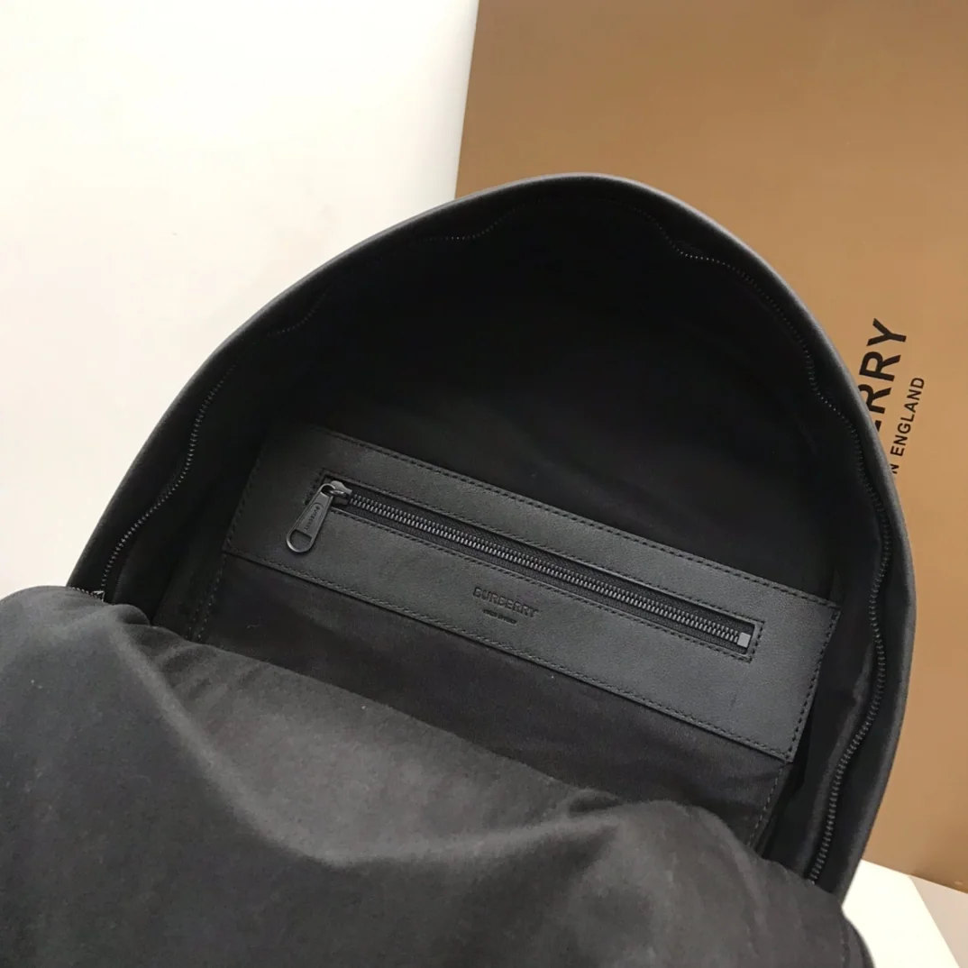 버버리 가방 상세 이미지 8