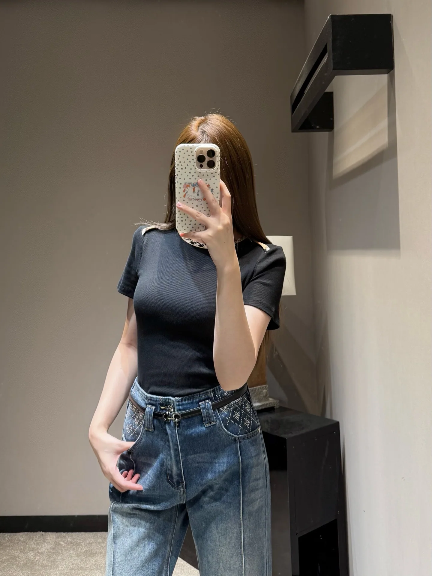 버버리 체크 패치워크 크루넥 여성 반팔 니트 상세 이미지 9