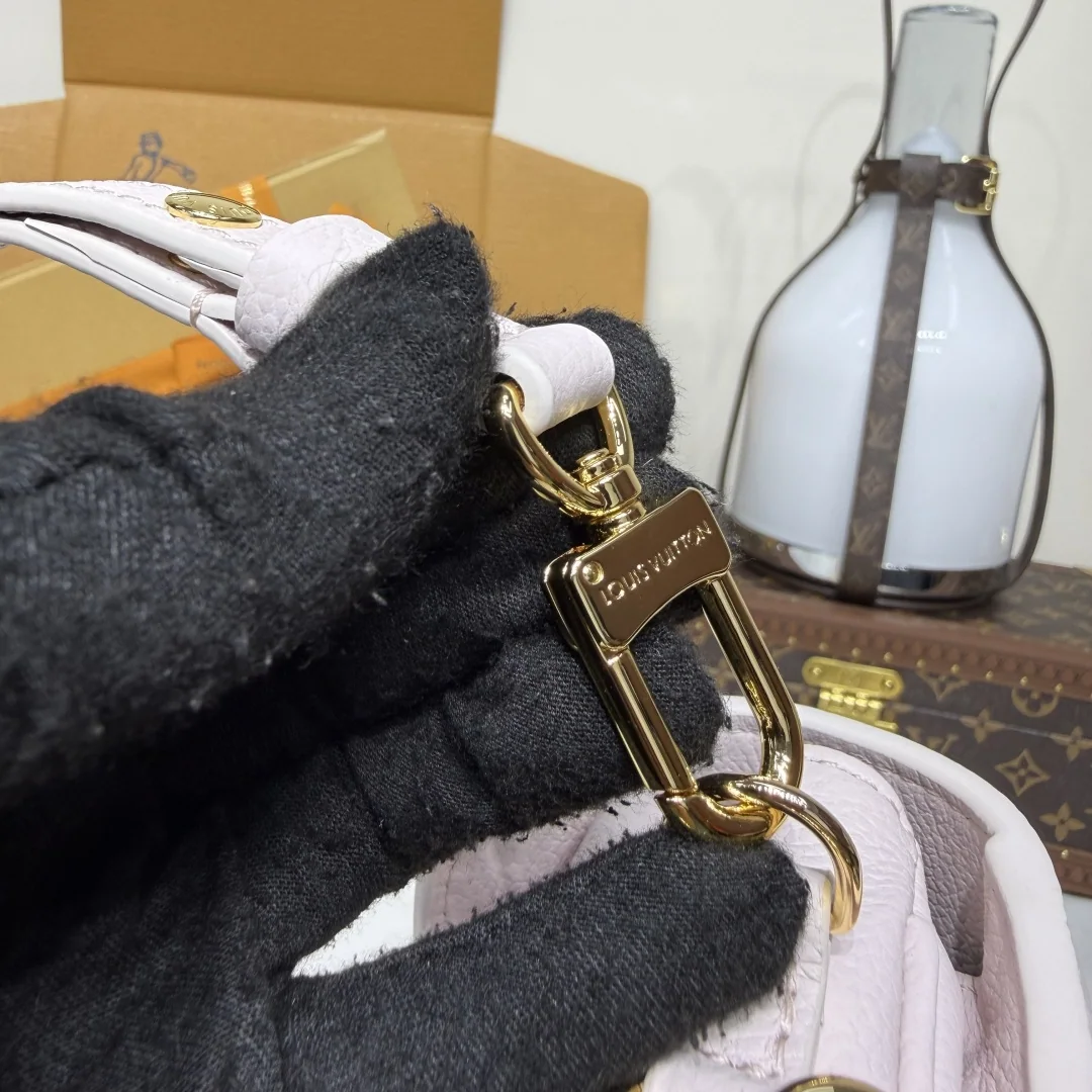 루이비통 모노그램 앙프렝트 포쉐트 메티스 이스트웨스트 가방 M29488 상세 이미지 9