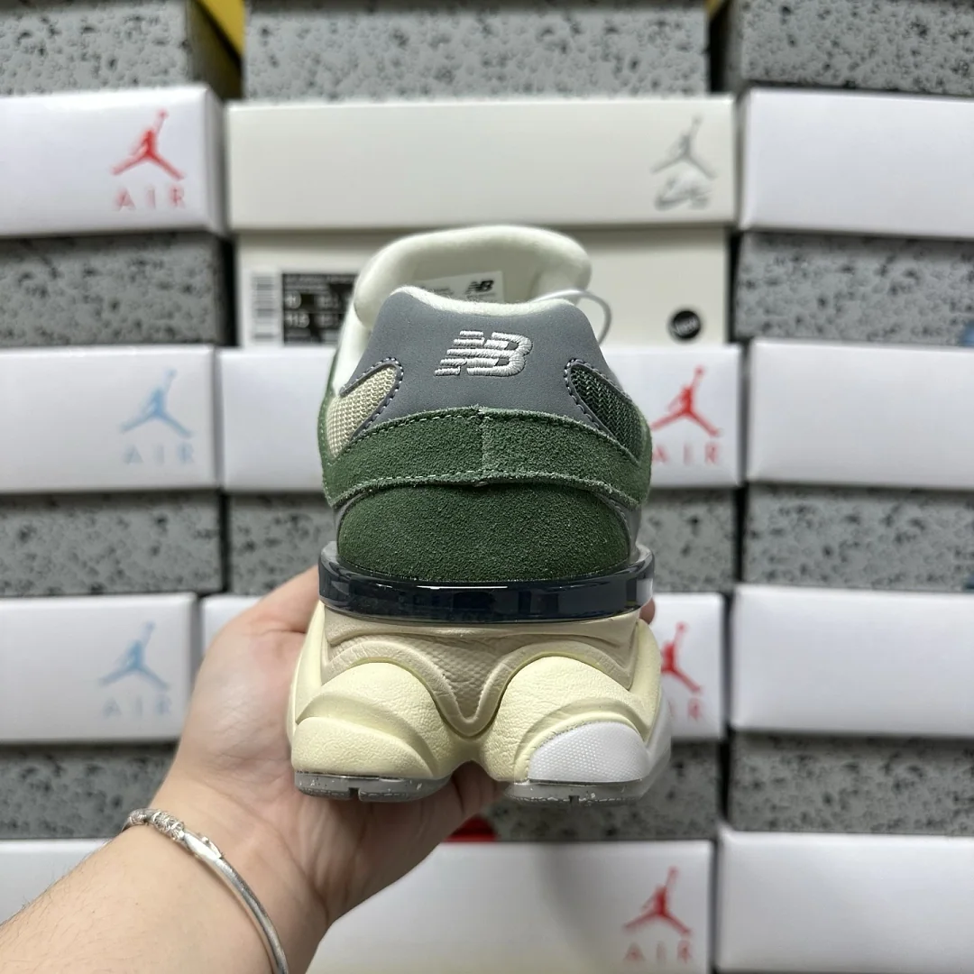뉴발란스 [C] 9060 U9060VNG 202120 New Balance 9060 상세 이미지 9