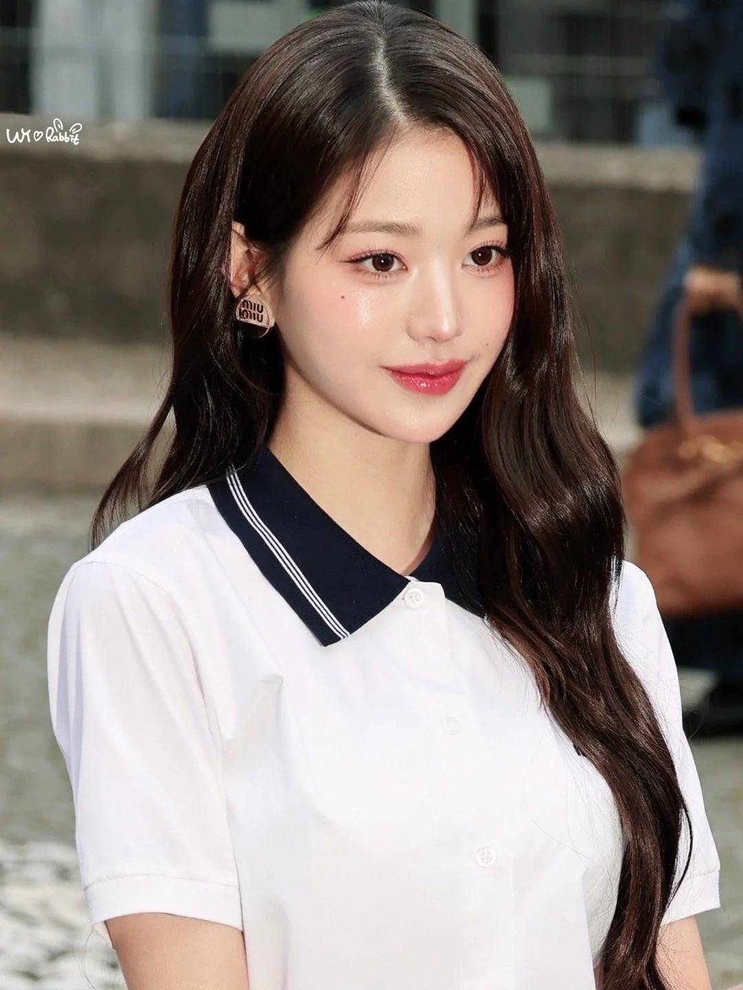 미우미우 메탈릭 클립온 귀걸이 상세 이미지 3