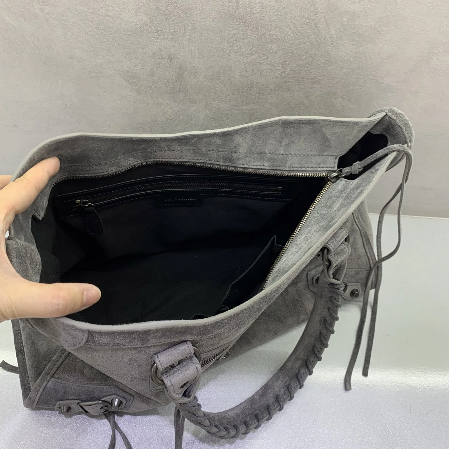 발렌시아가 르 시티 대형 핸드백 1157481180 상세 이미지 7