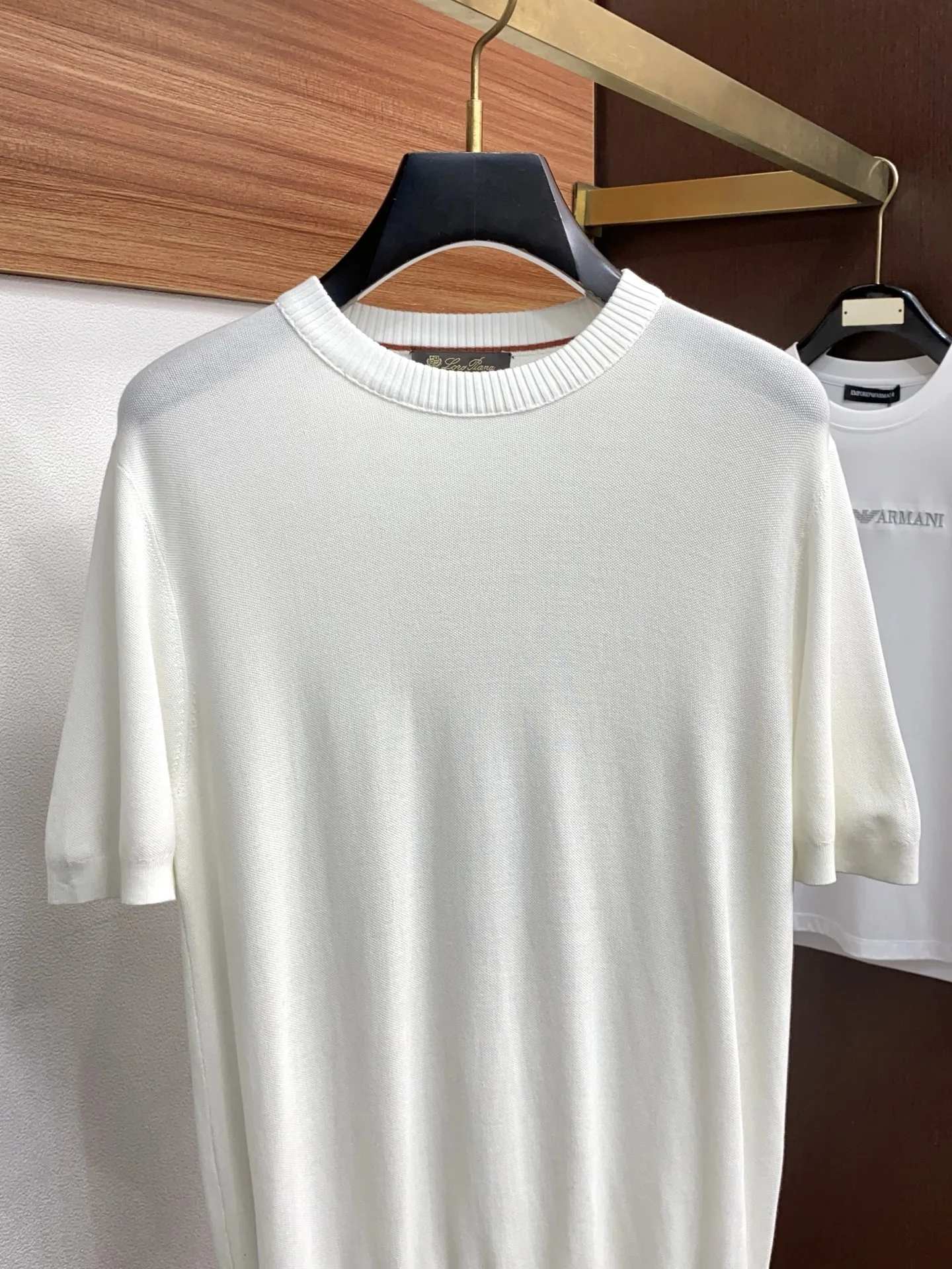 로로피아나 남성 크루넥 반팔 티셔츠 상세 이미지 2