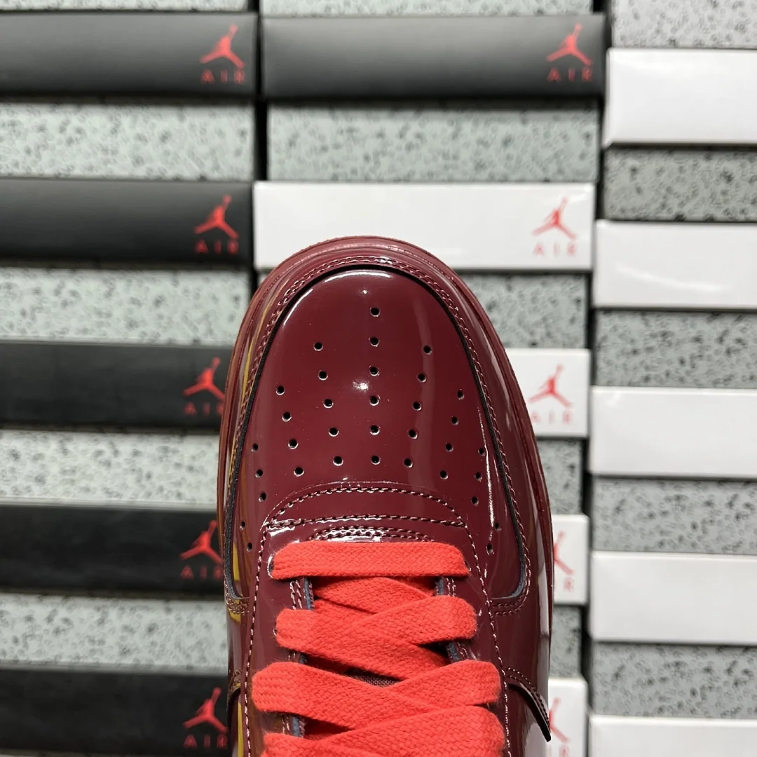 나이키 [GX] 에어 포스 1 로우 IO4489-601 202029 Nike Air Force 1 Low Patent Leather Dark 상세 이미지 3