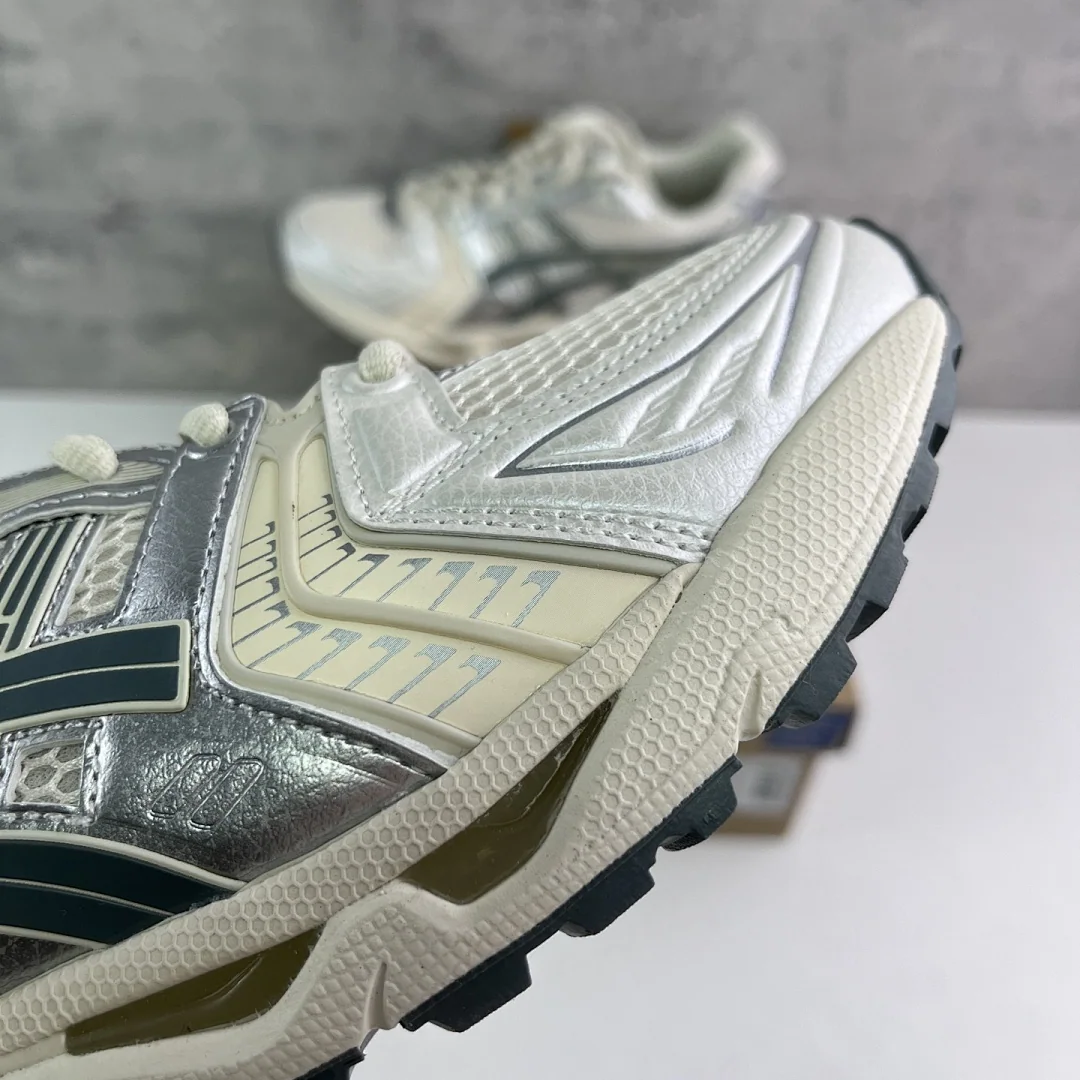 아식스 [ZC] 젤 카야노 14 1201A019-200 200241 Asics Gel-Kayano 14 Birch Dark Pewter 상세 이미지 8