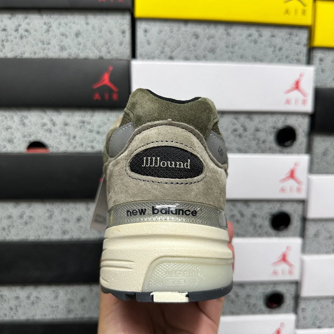 뉴발란스 [ZOK] 992 M992J2 202034 New Balance 992 JJJJound Grey 상세 이미지 3