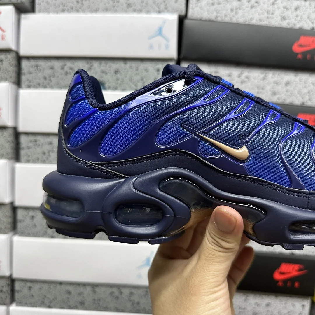 나이키 [DF] 에어 맥스 플러스 IQ0170-400 201714 Nike Air Max Plus French Football 상세 이미지 4