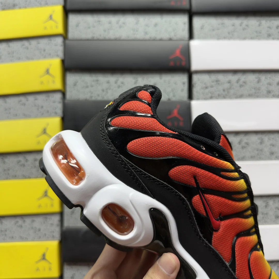 나이키 [BD] 에어 맥스 플러스 HF0552-001 201864 Nike Air Max Plus Sunset 상세 이미지 3