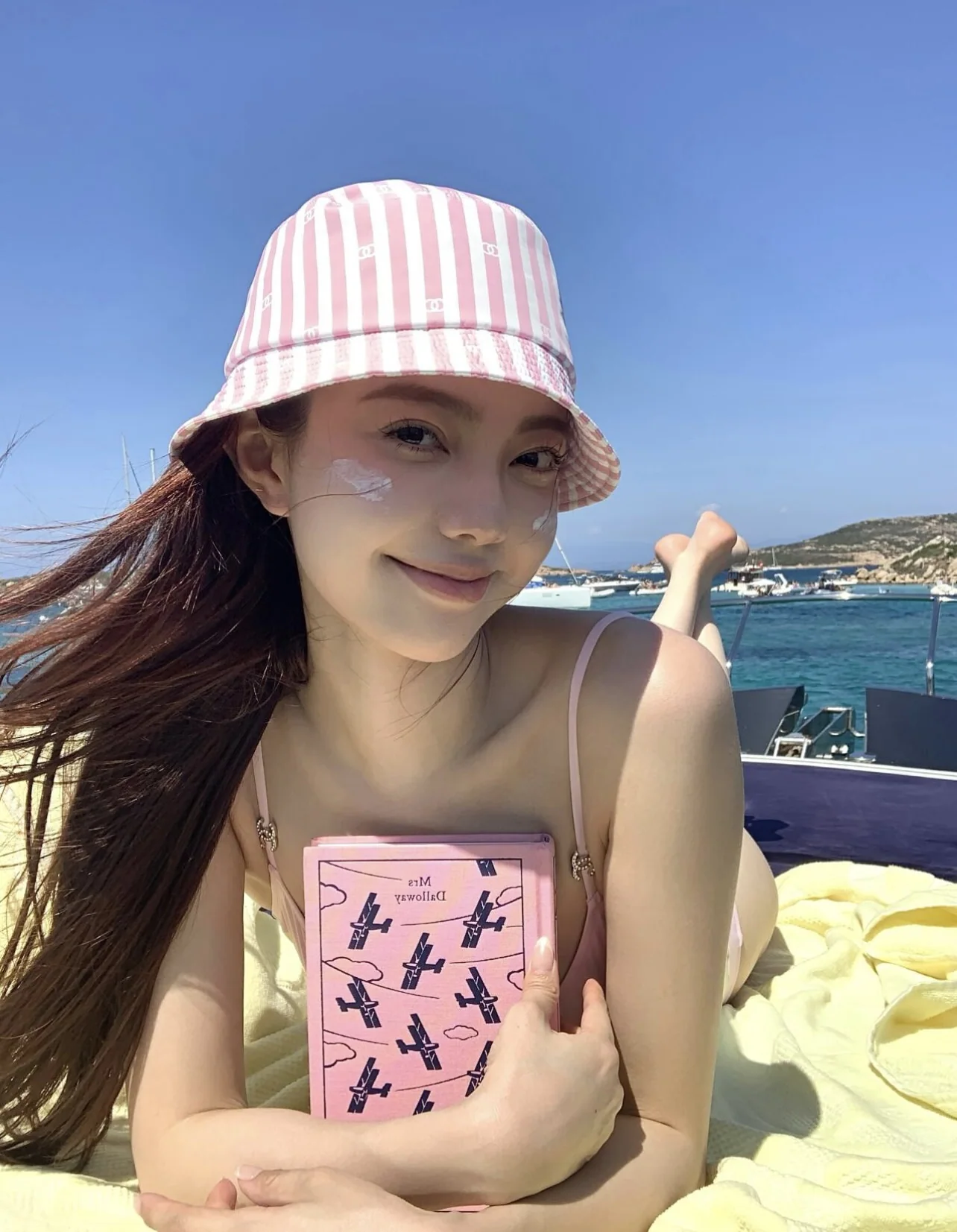 샤넬 스트라이프 버킷 모자 상세 이미지 2