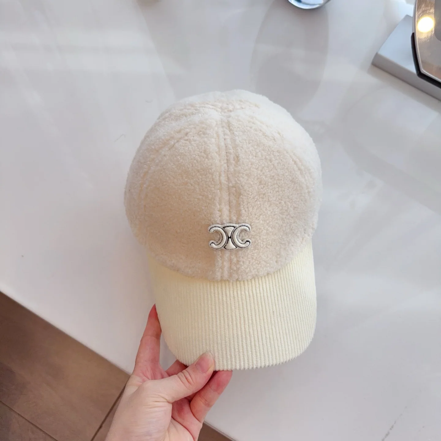 셀린느 시어스킨 램울 베이스볼 모자 상세 이미지 4