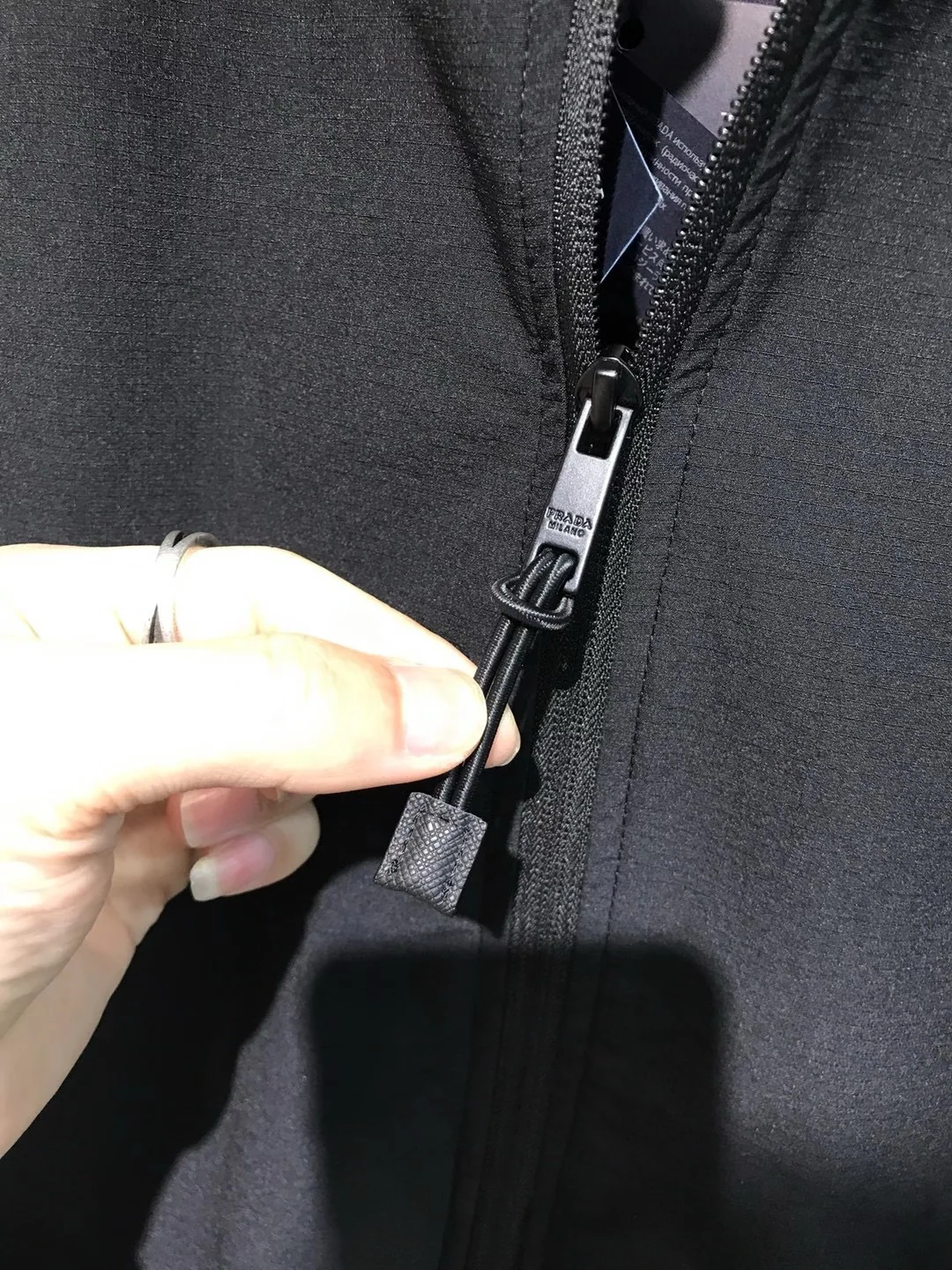 프라다 26 ss 블랙나이트 재킷 19439 Prada 상세 이미지 7